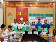 Ký kết hợp đồng uỷ thác cho vay hộ nghèo và các đối tượng chính sách khác